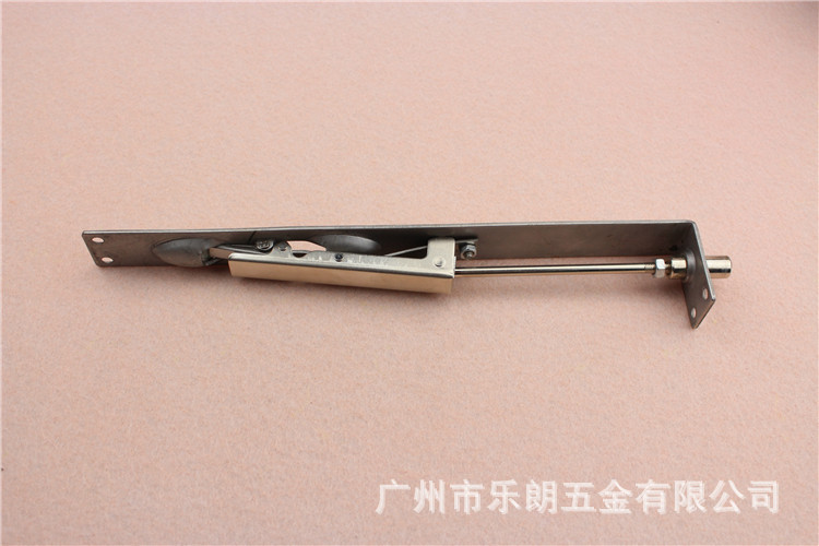 怎么選擇質(zhì)量好的門(mén)插銷(xiāo)?